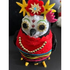 Featherly Friends 2017 Dia de los Muertos Cantante Target Collectible 2025